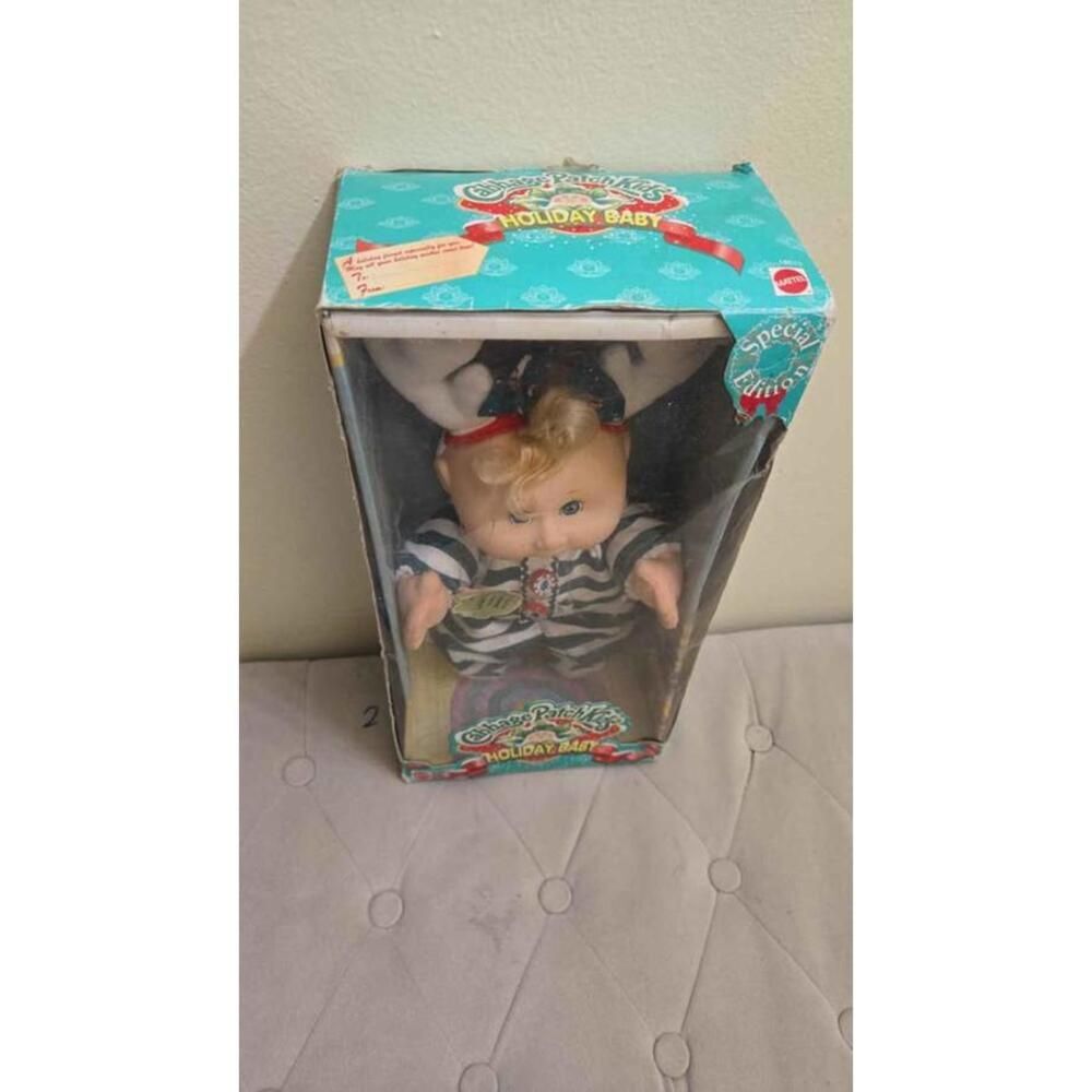 1998 Cabbage Patch Kids Holiday Baby – Special Edition (NIB) - Picture 2 of 4